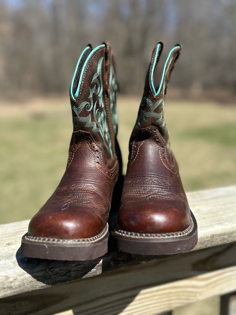 Justin Gypsy Boots Brown Leather Boots with Turquoise Stitching